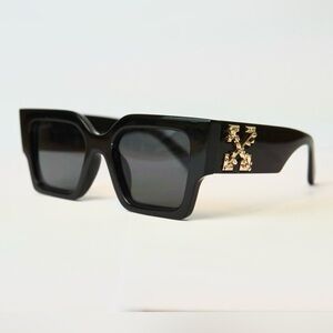 Black and Gold Oversized Square Sunglasses with Luxurious Temple Arms